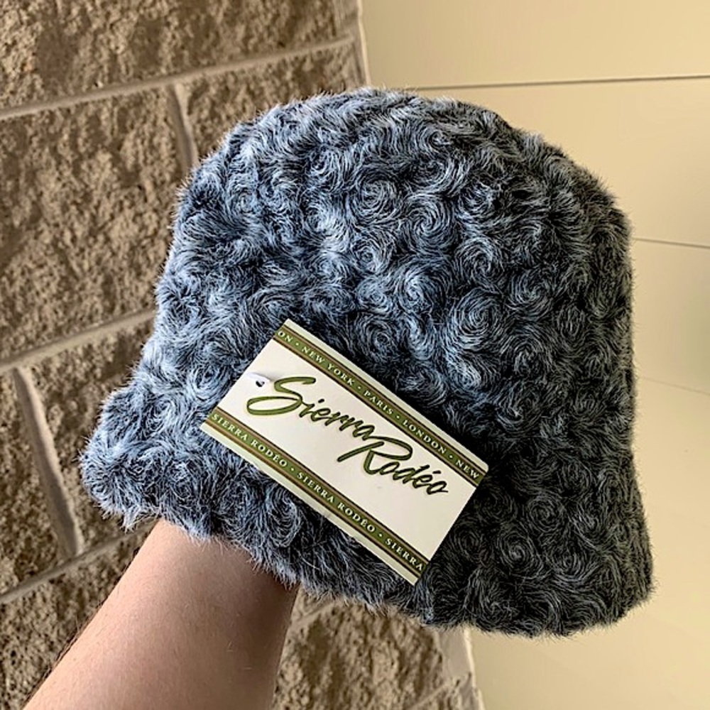 NWT Vintage Bucket Hat Fuzzy Faux Fur Grey Cute Girly Sierra Rodeo